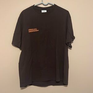 Men’s relaxed fit tshirt Medium like new!